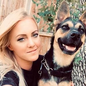 Meet your Posher, Christi